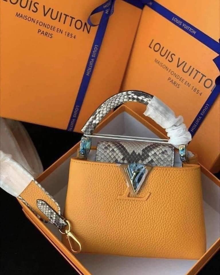 Womenhandbags / Nike shoes pallets Image 18