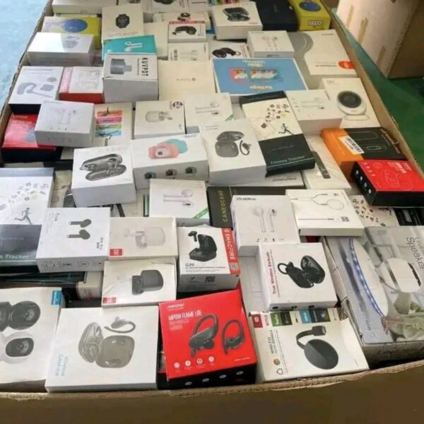 Amazon electronic pallets