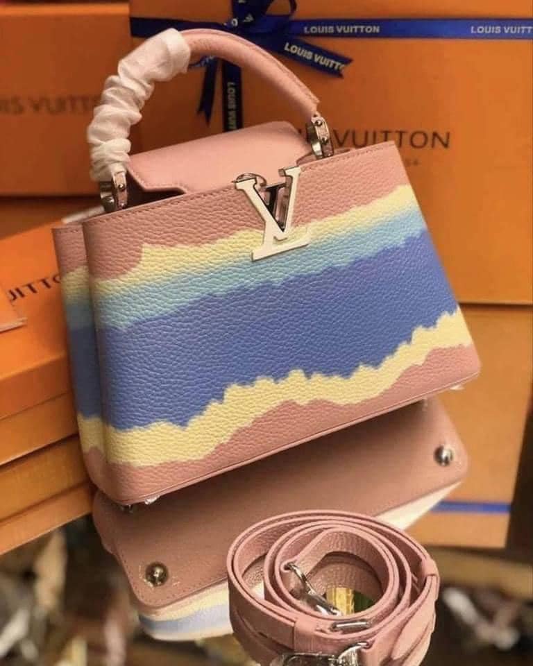 Womenhandbags / Nike shoes pallets Image 12