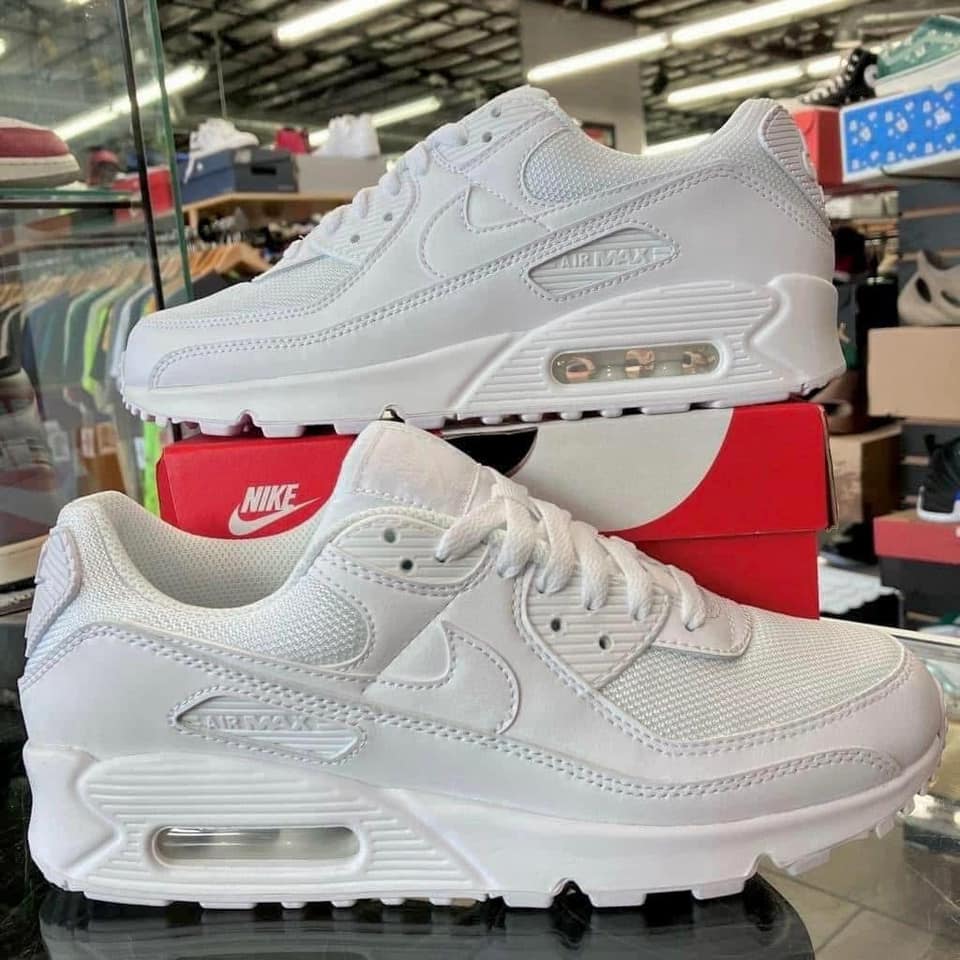 Original Nike shoes pallets Image 6