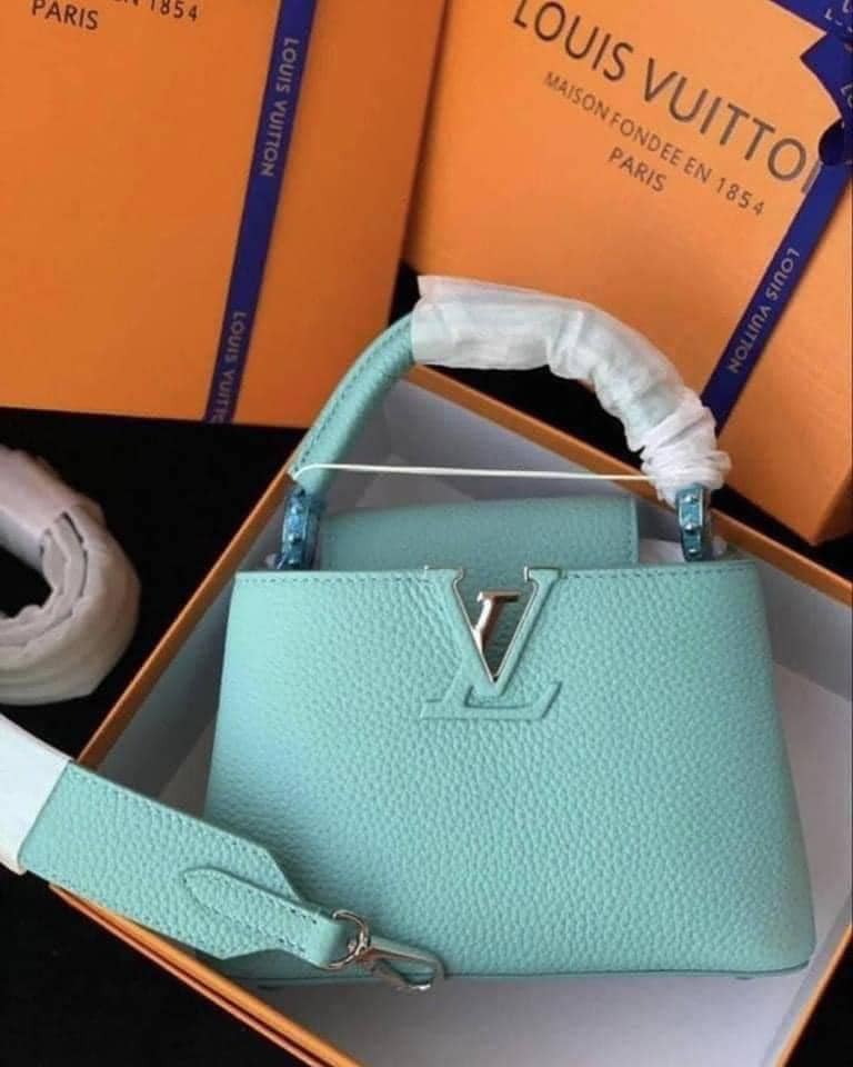 Womenhandbags / Nike shoes pallets Image 13