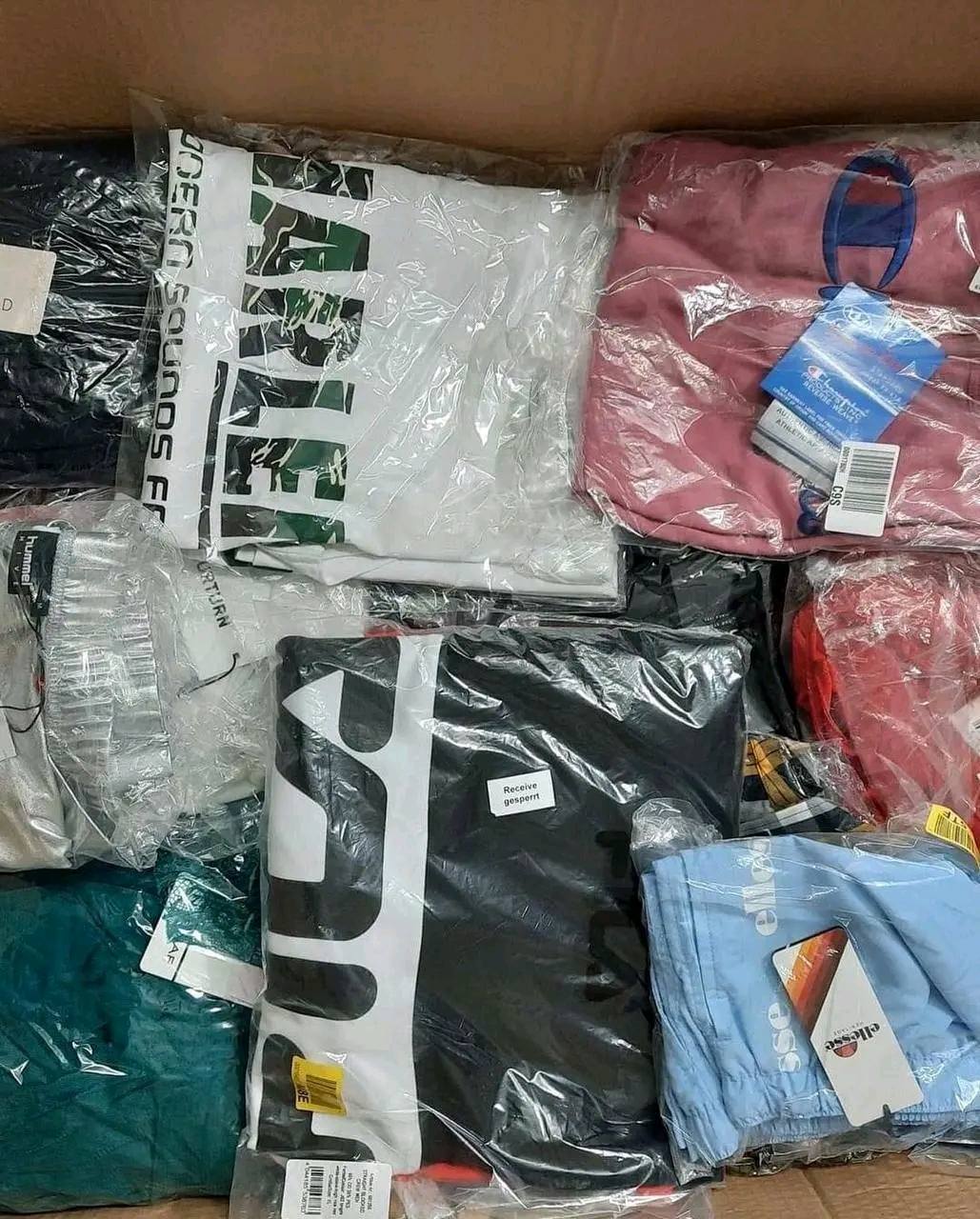 Amazon clothing pallets Image 5