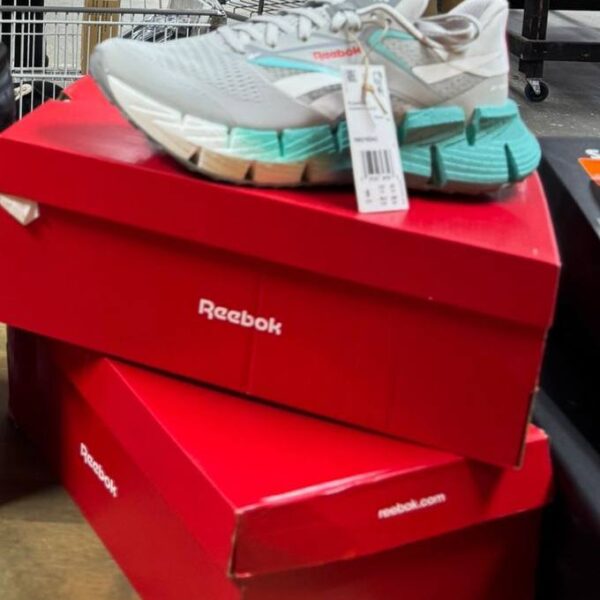 Reebok sneakers Pallets