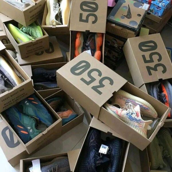 Yeezy shoes pallets