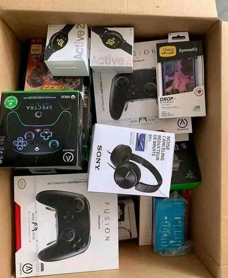 Electronic gadgets Image 3