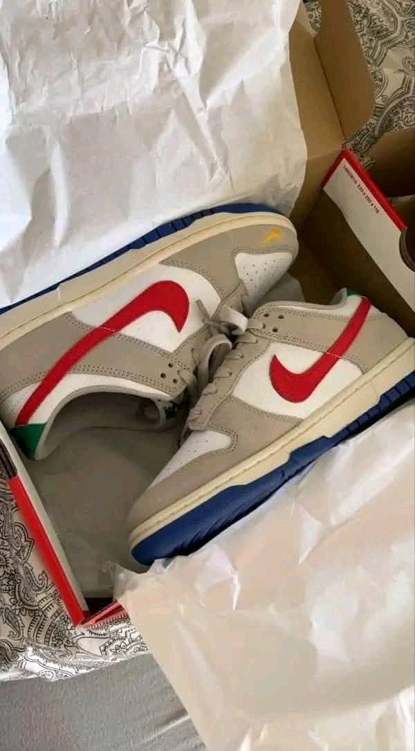 Original Nike shoes pallets Image 14