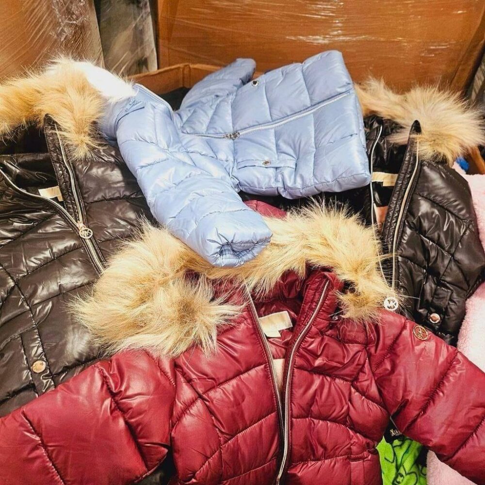 Jackets in pallets