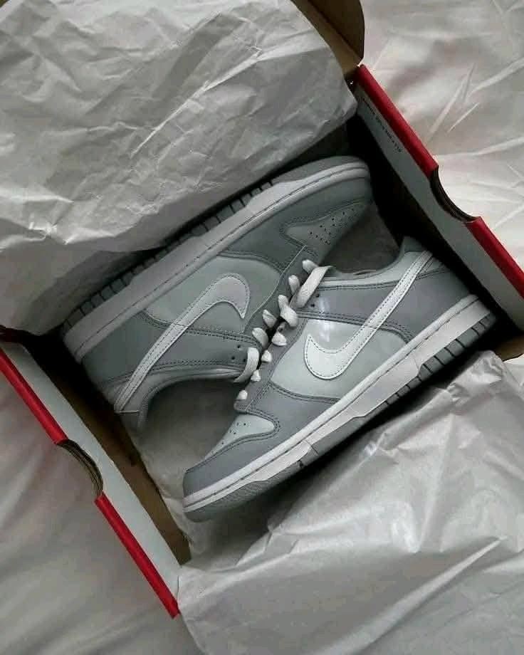 Original Nike shoes pallets Image 12