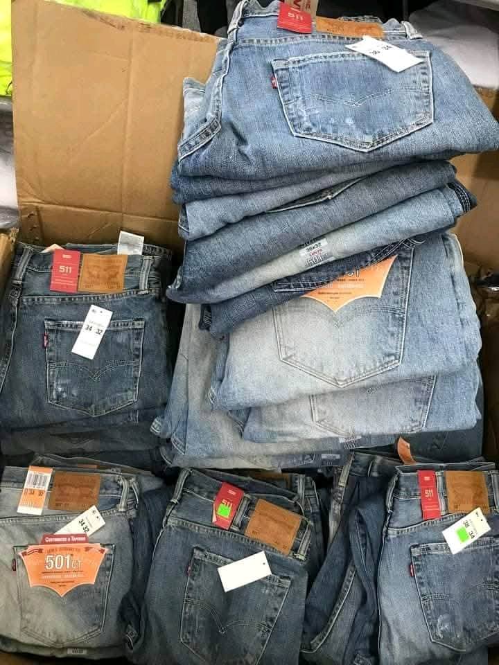 Levi's pants for men and women Image 9