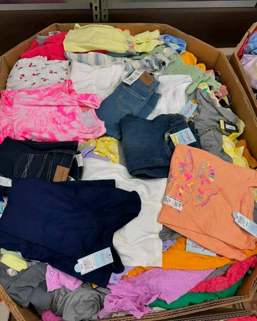 Children's clothing pallets Image 19