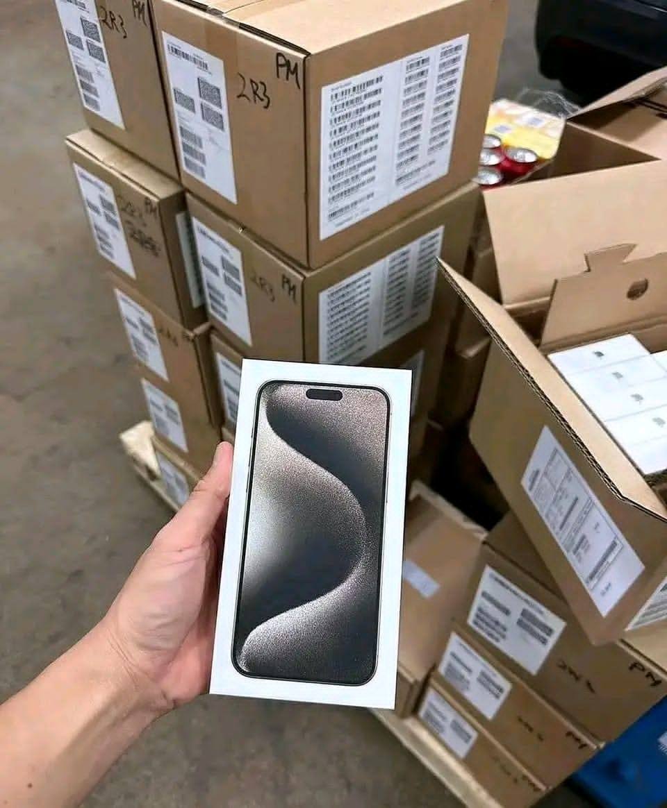 Original iPhone 15pro Max Image 3