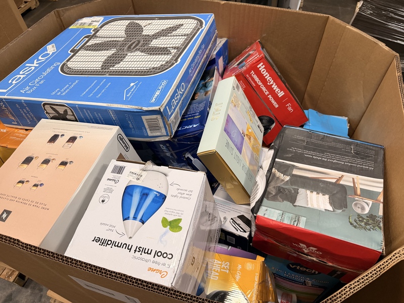 TGT Electronics Truckload Image 2